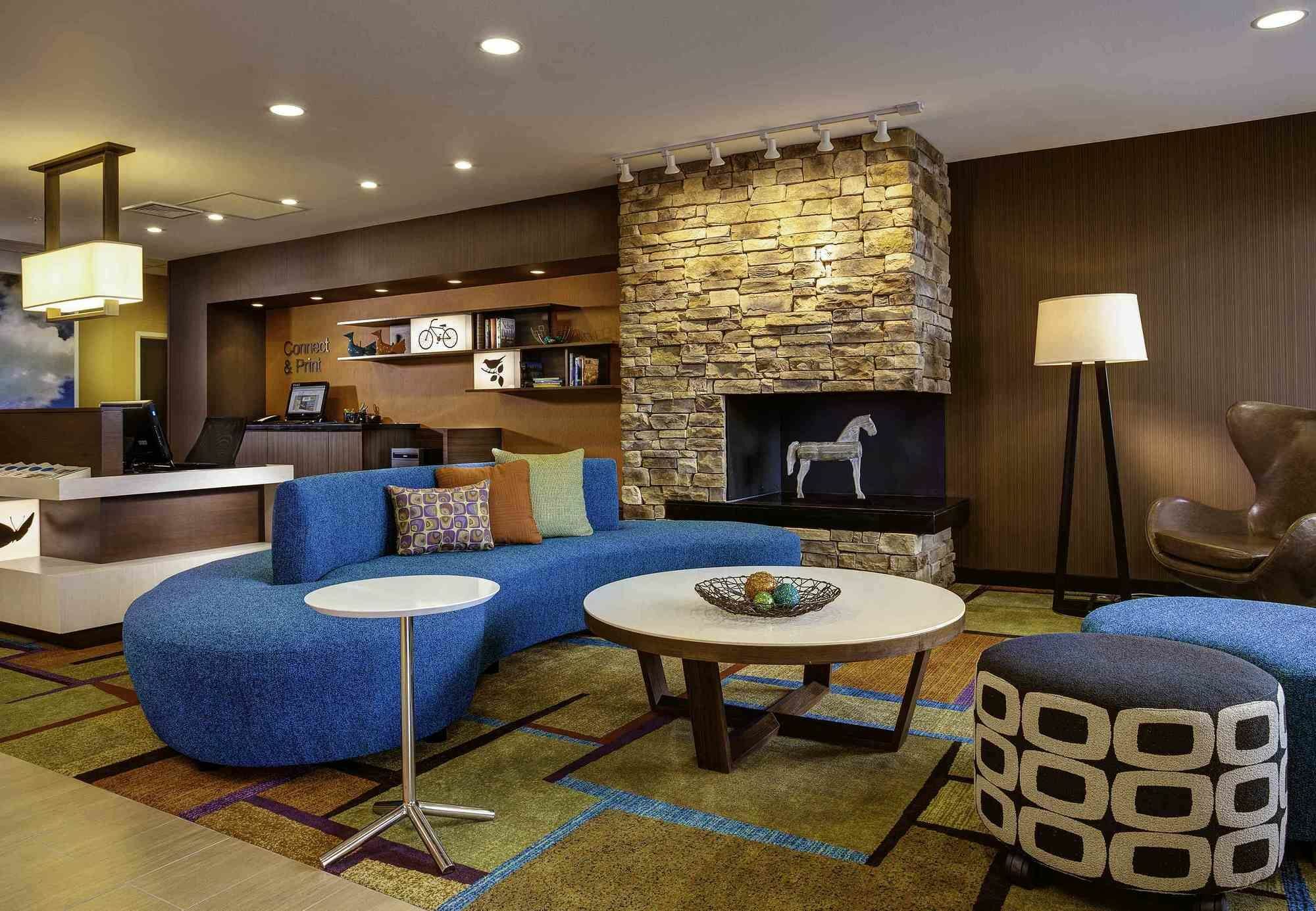 Fairfield Inn & Suites By Marriott Lincoln Southeast Exterior photo